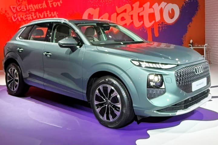 new electric car India